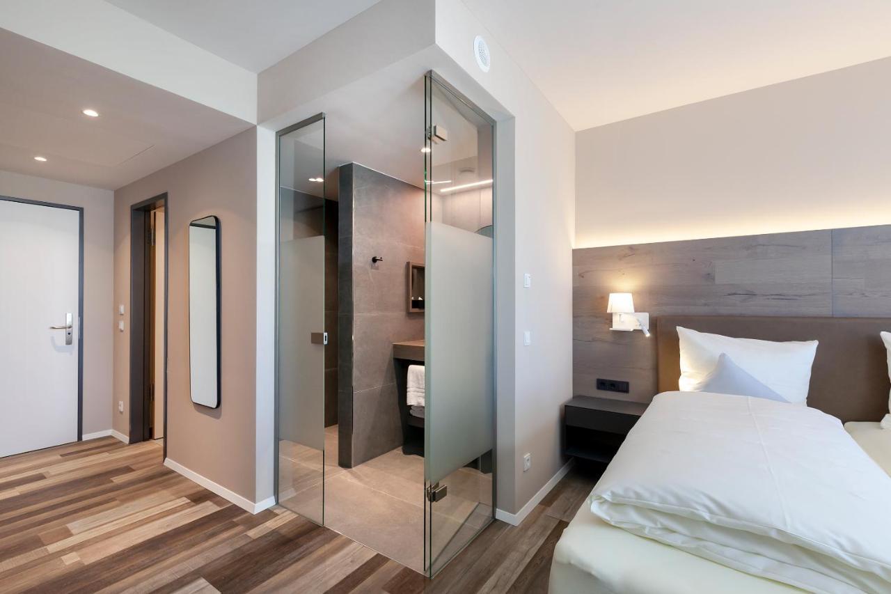 Knoblauch Hotel